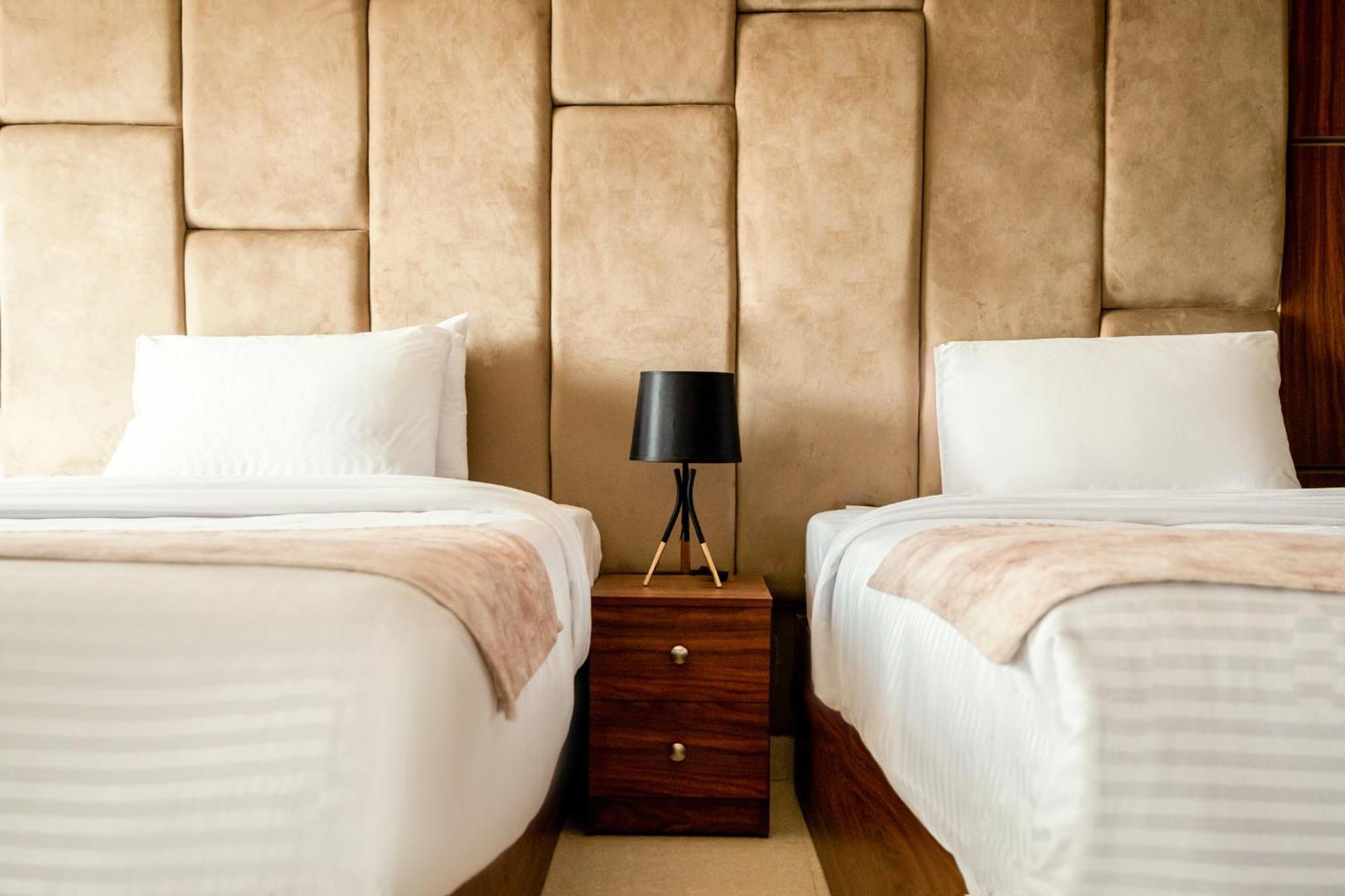 King Pyramids View Hotel Kafret el-Gabal Esterno foto